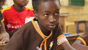 ENQUÊTE DE SUIVI DES DÉPENSES PUBLIQUES DANS LE SECTEUR DE L'ÉDUCATION AU  NIVEAU PRIMAIRE À MADAGASCAR