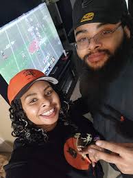 You see what the Mozee' household is on! ♥️🤍❣️ #BoomerSoonerBaby  #fypシ゚viralシfypシ゚ #OkcWingQueen #StoneCold #SoonerMagic