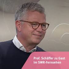 Prof. Dr. Michael Schäffer, Chefarzt unserer Allgemeinchirurgie, war als  Experte in der SWR-Sendung „Doc Fischer" zu Gast. Als Fachmann für  Magenprobleme erklärt er, welche Medikamente bei Sodbrennen sinnvoll sind  und wann aufgrund