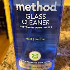 Contains (6) 68 ounce refill bottles of glass cleaner. Method Method Glass Cleaner Review Abillion