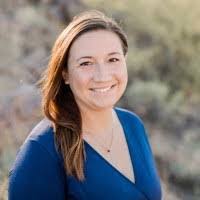 Stephanie Spearman's Instagram, Twitter & Facebook