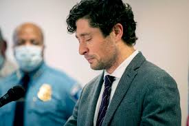 My girlfriend keeps stealing my clothing so she can lay around in them and always have the smell of me around because i've never smelled this good before. George Floyd S Death And Civil Unrest Thrust Jacob Frey Into Spotlight