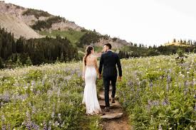 Find your dream wedding dress. How To Find The Perfect Hiking Wedding Dress Elopement Dresses