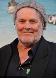 Wings' Hauser lived in a cool little boat house