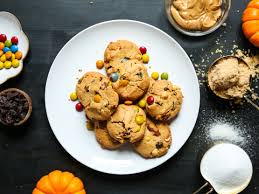 Paula deen's monster cookies from food network come fully loaded with chocolate candies and chips, peanut butter, oats and raisins. Monster Cookies Paula Deen