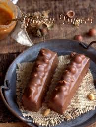 Gateau Fingers Au Chocolat Cacahuetes Et Noisettes Facile Recette En 2020 Gateau Fingers Recette Dessert Gateau Moelleux