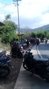 Halo pencaker, bagi anda yang masih menganggur dan saat ini sedang mencari lowongan kerja di bandung terutama sebagai operator jahit, saat ini pabrik pt pop star sedang membuka kembali perekrutan calon karyawan yang memiliki keahlian dibidang menjahit. Pekerjaan Diberhentikan Warga Cijolang Datangi Pembangunan Pabrik Sepatu Jabaronline Com