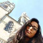 Annalee Barrett's Instagram, Twitter & Facebook