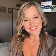 Josh & Kellie Bruce (@kellie_caniff_bruce) • Instagram photos and videos