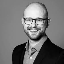 Reynir Svavar Eiríksson Email & Phone Number