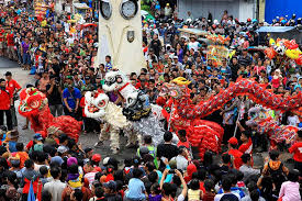 Tahun baru cina diraikan dengan penuh meriah. Indonesia Go Id Budaya Tionghoa Dan Sejarah Perayaan Imlek
