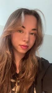 Lilly Burrows's Instagram, Twitter & Facebook