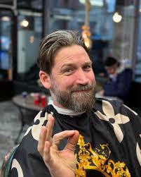 Aram Mahmood Hassan (@barberbyaram) • Instagram photos and videos