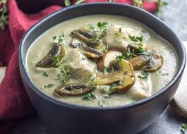 طريقة عمل شوربة الدجاج بالكريمة والمشروم طريقة recipe healthy soup recipes whole 30 recipes healthy soup