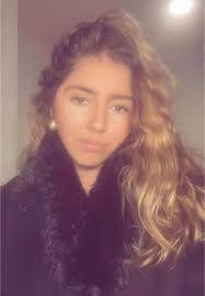 Romeo Siempre Vuelve: Fashion Showcase of Elegance