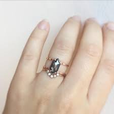 Geometric Black Diamond Ring Arc Wedding Band In Rose Gold Alexis R Rose Gold Black Diamond Ring Black Diamond Ring Engagement Geometric Engagement Ring