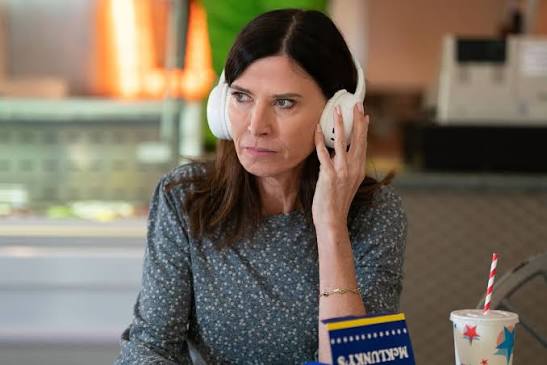 5 EastEnders spoilers for next week with Bea Pollard's evil new plot, plus  it's Nicola Mitchell vs Suki and Eve Panesar-Unwin #Sukeve Read More:  https://www.radiotimes.com/tv/soaps/eastenders/eastenders-spoilers-bea- pollard-evil-plot-nicola-mitchell-vs ...