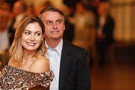 More images for jair bolsonaro michelle bolsonaro » Pgr Rejeita Investigar Bolsonaro Sobre Cheques De R 89 Mil A Michelle