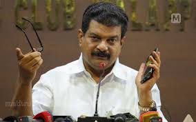 ഷൗക്കത്തിനെ അംഗീകരിച്ചാൽമാത്രം അൻവറിന് അംഗത്വം; തൃണമൂലിനെ UDFലെടുത്താൽ വഴങ്ങാമെന്ന് അൻവർ