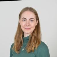 Jennifer Basey's Instagram, Twitter & Facebook