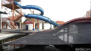 Ternyata Ini Alasan Pemanfaatan Kolam Renang Jadi Ternak Lele