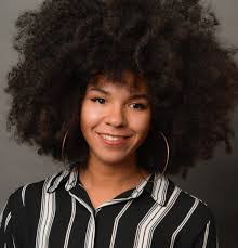 Sadie Shaw's Instagram, Twitter & Facebook