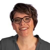 400+ "Plügge" profiles