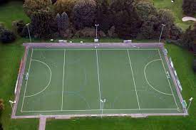 Das 1924 eröffnete stadion brügglifeld liegt knapp jenseits der südöstlichen stadtgrenze auf suhrer gemeindegebiet. Geschichte Etuf E V
