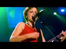 The Cranberries Complete Concert Live In Paris Dvd 2000 Concert The Cranberries Zombie Popular Music