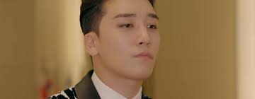 He speaks several languages including korean, english, japanese, mandarin and was learning cantonese prior to the burning sun scandal. Jk05say4l8gn9m