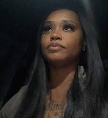 Danielle Bushong's Instagram, Twitter & Facebook