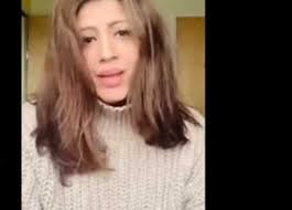 وكانت الفنانة بسمة الكويتية قالت في فيديو: Jqbfzhow8smz1m