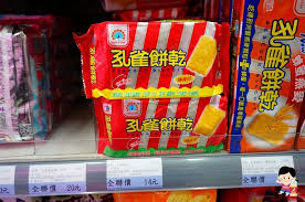 2020台灣必買伴手禮 台灣超市必買推薦 零食餅乾 泡麵 果凍 水果啤酒 面膜 全聯 家樂福必買推薦 大潤發 peko のsimple life 痞客邦