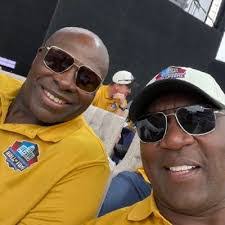 Tisha Hatch's Instagram, Twitter & Facebook