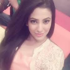 Alisha Malik (@alishamalikca)