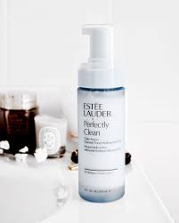 Estée Lauder Perfectly Clean Triple Action Cleanser Toner Makeup Remover Estee Lauder Skincare Beauty Blogger Skincare Routine Best Cleanser Vanity Toner Shampoo Bottle Estee