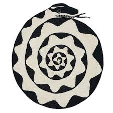 Modern Schumacher Charlap Hyman Herrero Espiral Snake Beige Black Natural Fiber Abaca Round Rug In 2020 Round Rugs Rugs Rugs On Carpet