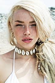 Natalie Phillips (Tiger Lilly®) Model