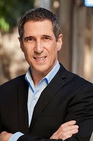 Jared Levinson's Instagram, Twitter & Facebook