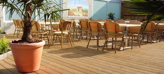 Das holz ihrer terrasse muss atmen und nach regen und nässe schnell durchtrocknen können. Terrassen Roste Ideen In Holz