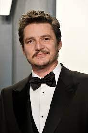 Педро паскаль (jose pedro balmaceda pascal). Pedro Pascal Credits His Success To His Mom Who Died Before He Became Famous People Com
