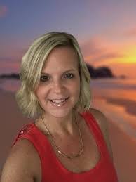 Danielle Langston's Instagram, Twitter & Facebook