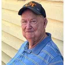 Bella Cantrell's Instagram, Twitter & Facebook