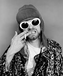 Cobain And His Nail Polish Kurt Cobain Kurt Cobain Photos Donald Cobain