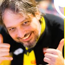 Thursday is a great day to chase your dreams. Count me in ,lets go❤️🫂