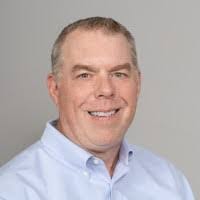 Hillarey Reusing's Instagram, Twitter & Facebook