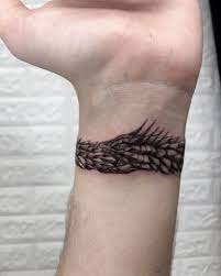 Small tattoos can be done in black and grey ink or in a variety of colors, it really is all up to you. 122 Best Small Tattoos In 2021 Small Tattoo Ideas For Men Women
