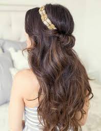 8 Pinterest Worthy Hair Ideas To Try Right Now Headband Hairstyles Long Hair Styles Greek Hair
