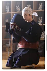 Bts Suga S Sword Dancing Isn T As Easy As It Looks I feel like the lines i'm a king, i'm a boss are connected to shadow's i wanna be the king maybe idk. bts suga s sword dancing isn t as easy