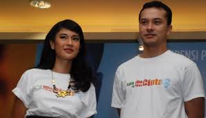 Maybe you would like to learn more about one of these? Ini Puisi Lengkap Yang Dibacakan Rangga Di Aadc 2 Seleb Tempo Co